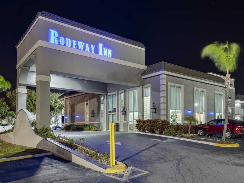 Rodeway Inn New Port Richey Buitenkant foto