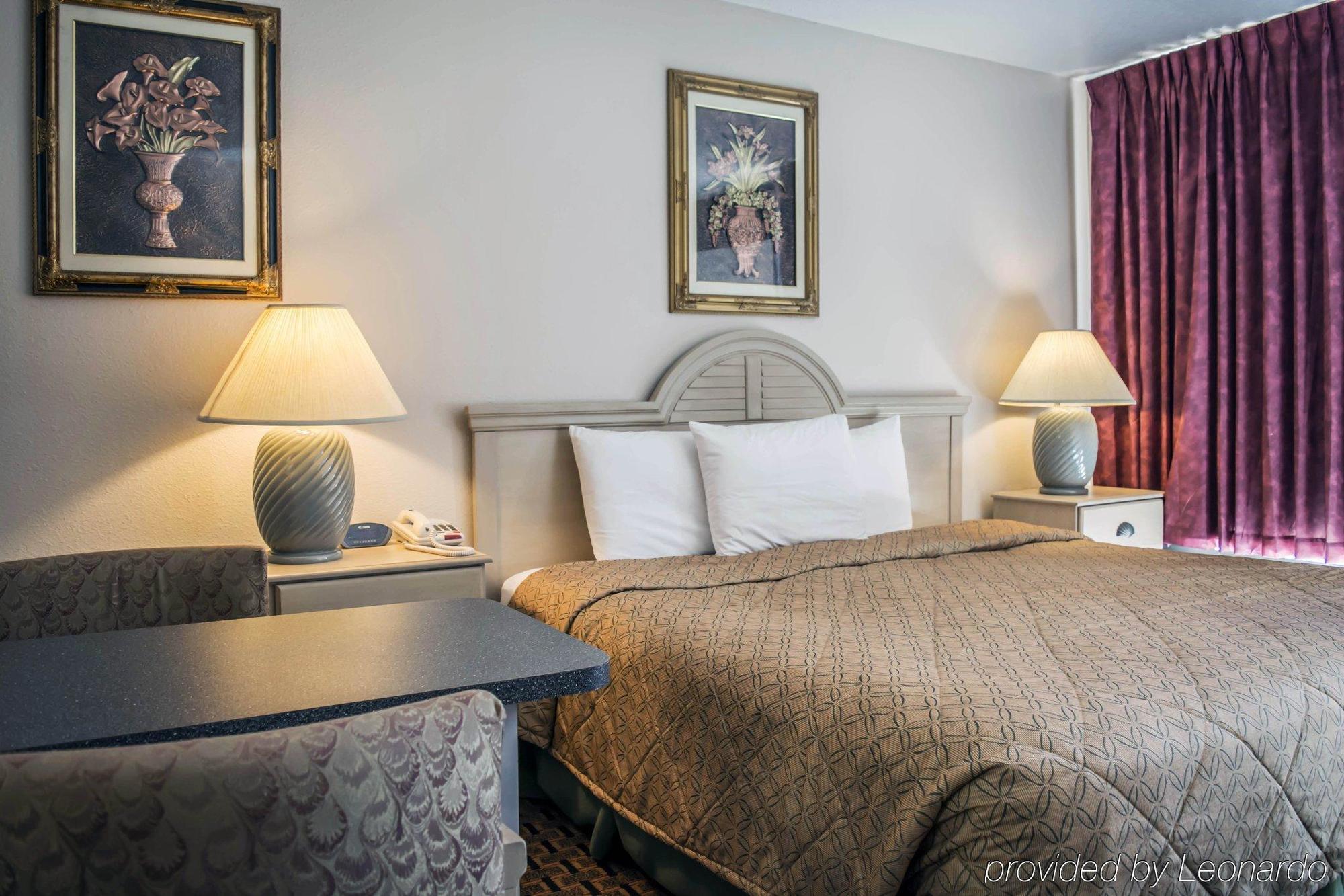 Rodeway Inn New Port Richey Buitenkant foto